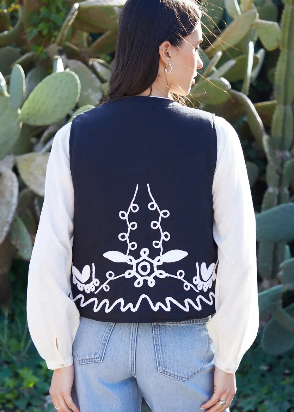 Tops>Threadbare Cream Cornelli Embroidered Gilet