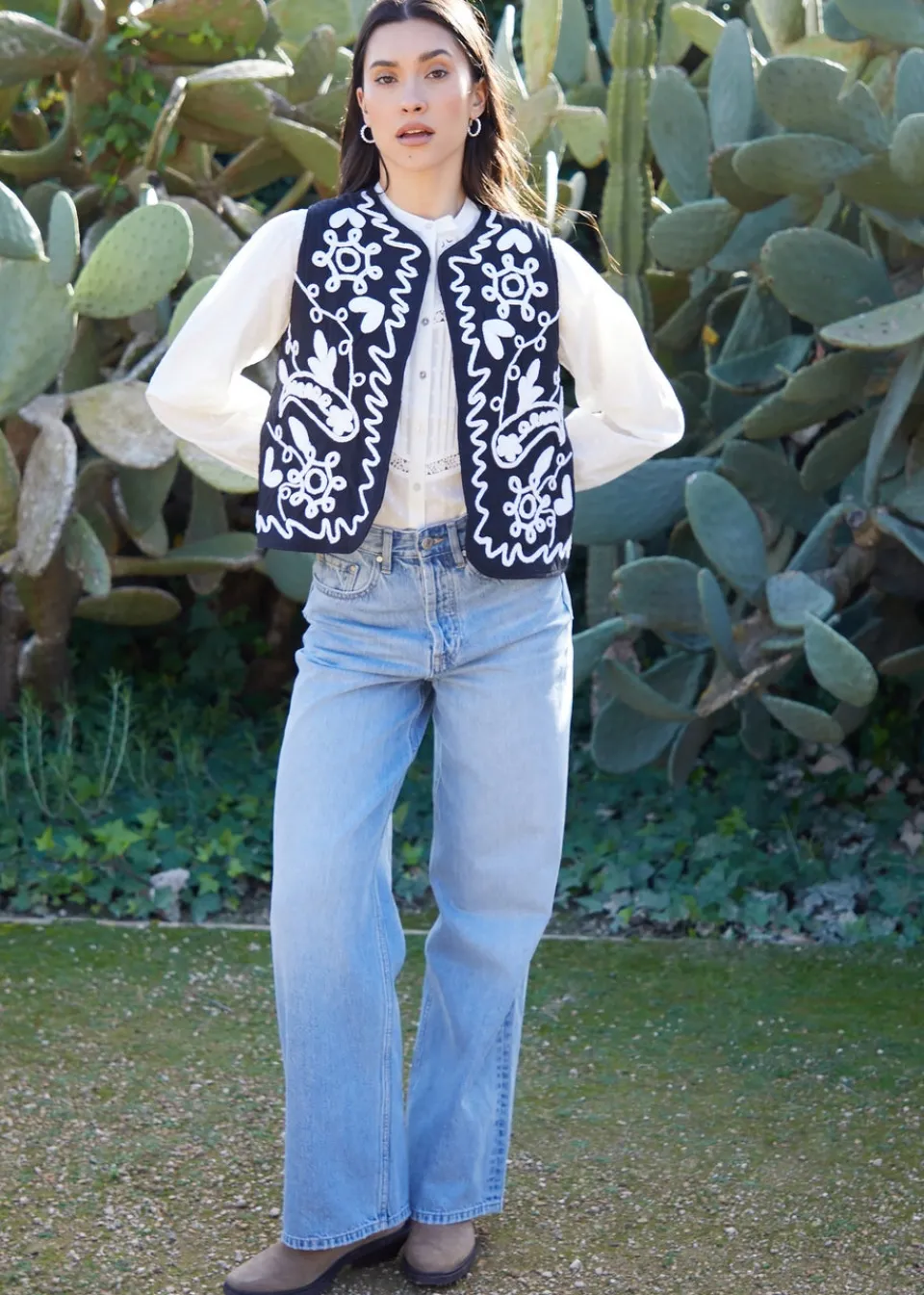 Tops>Threadbare Cream Cornelli Embroidered Gilet