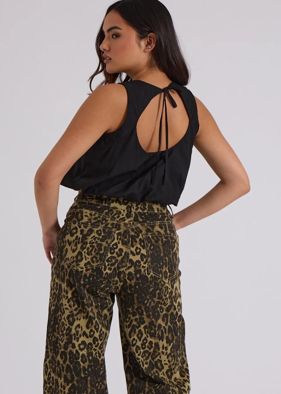 Tops>Urban Bliss Black Open Back Bubble Hem Top