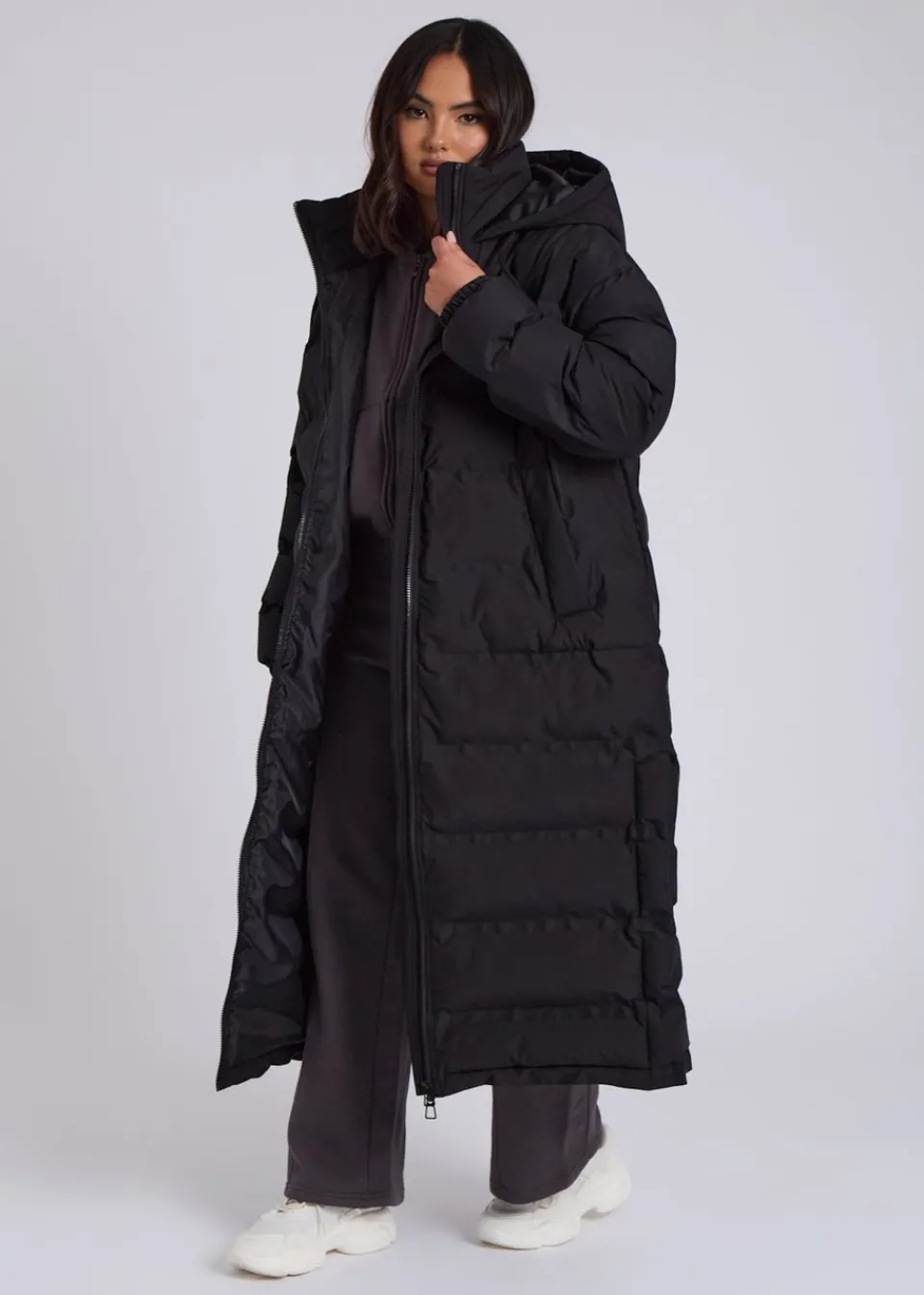Coats & Jackets>Urban Bliss Black Seamless Maxi Puffer Coat