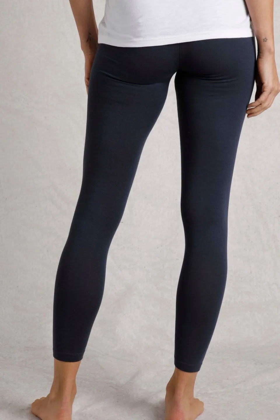 Loungewear>Weird Fish Navy Louisa Legging