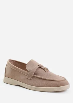 Footwear><noscript><img width=