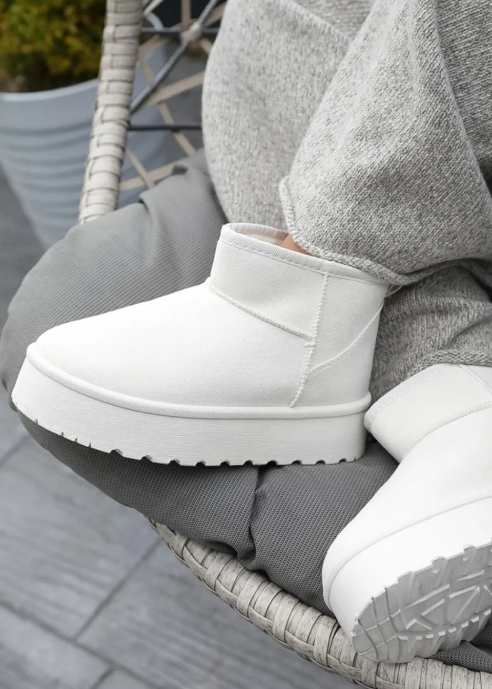 Footwear>Where's That From Where's That From Zyla Faux-Suede Fur Lining Slipper Boots Cream