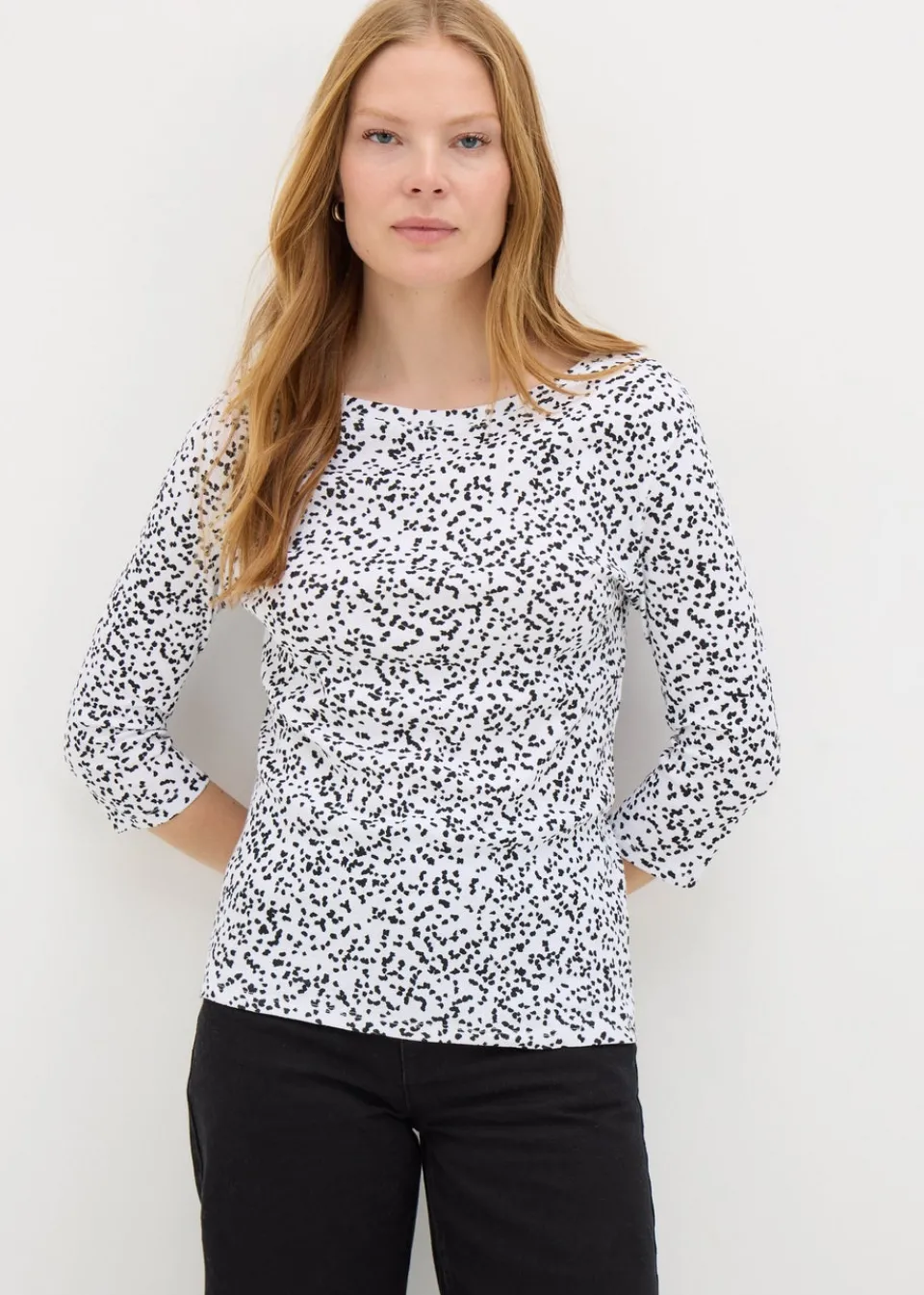 T-Shirts>Papaya White Abstract 3/4 Sleeve Top