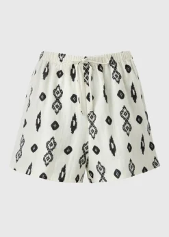 Shorts><noscript><img width=