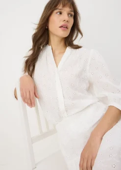Tops>Papaya White Embroidered Puff Sleeve Blouse