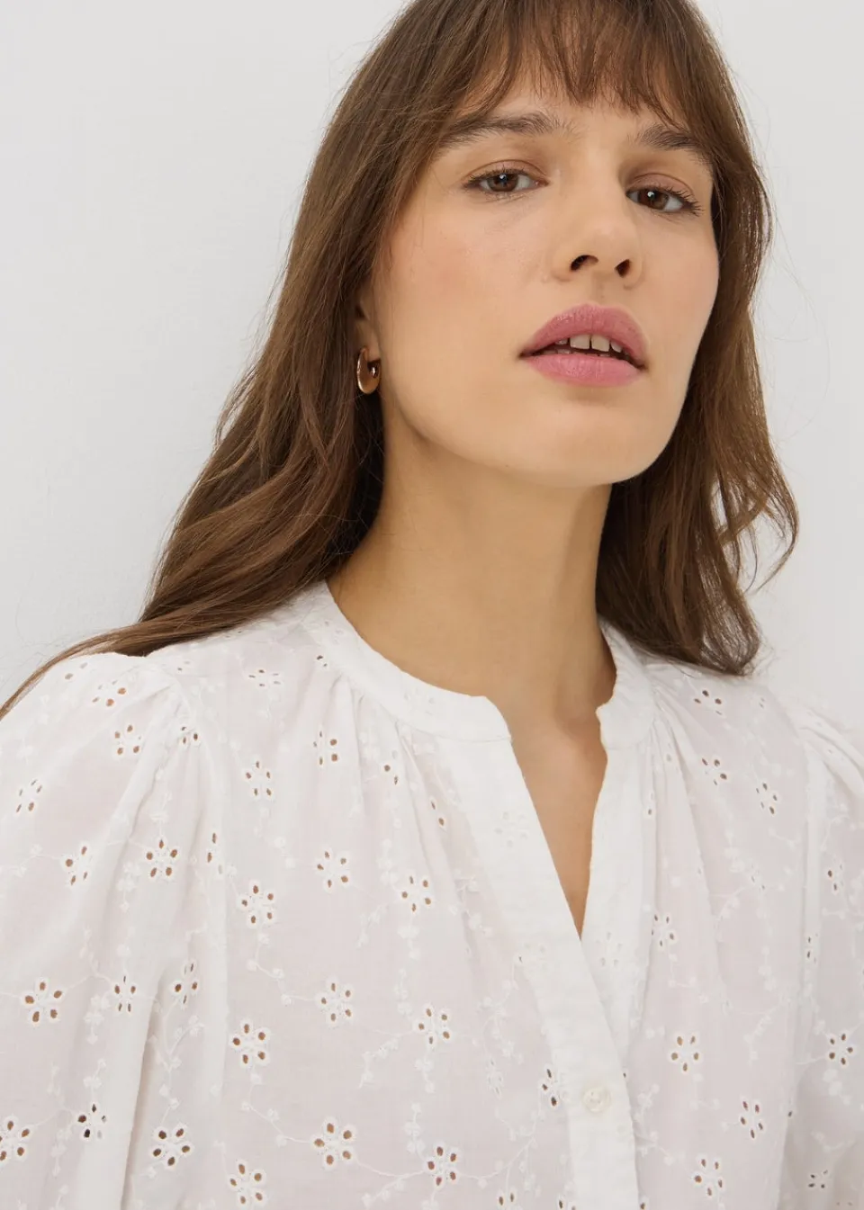 Tops>Papaya White Embroidered Puff Sleeve Blouse