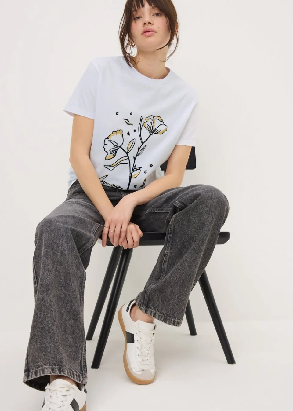T-Shirts>Papaya White Flower Amour T-Shirt