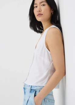 Tops>Papaya Linen Blend Button Up Vest Top White