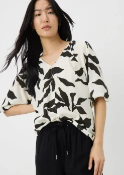 Blouses & Shirts><noscript><img width=