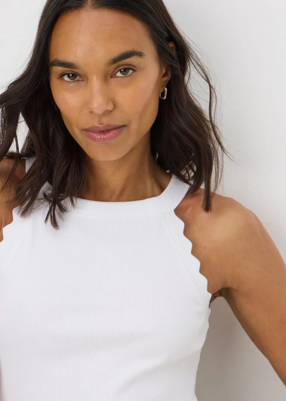 Tops>Papaya Scalloped Edge Racer Back Vest Top White