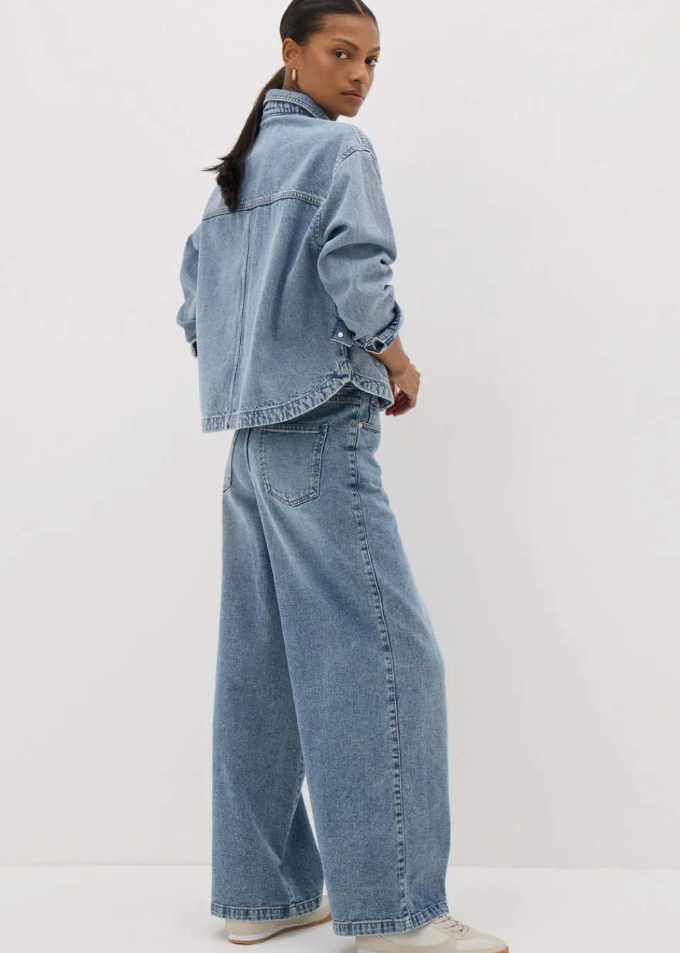 Jeans & Jeggings>Papaya Denim Wide leg mid blue jeans