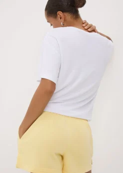 Shorts><noscript><img width=