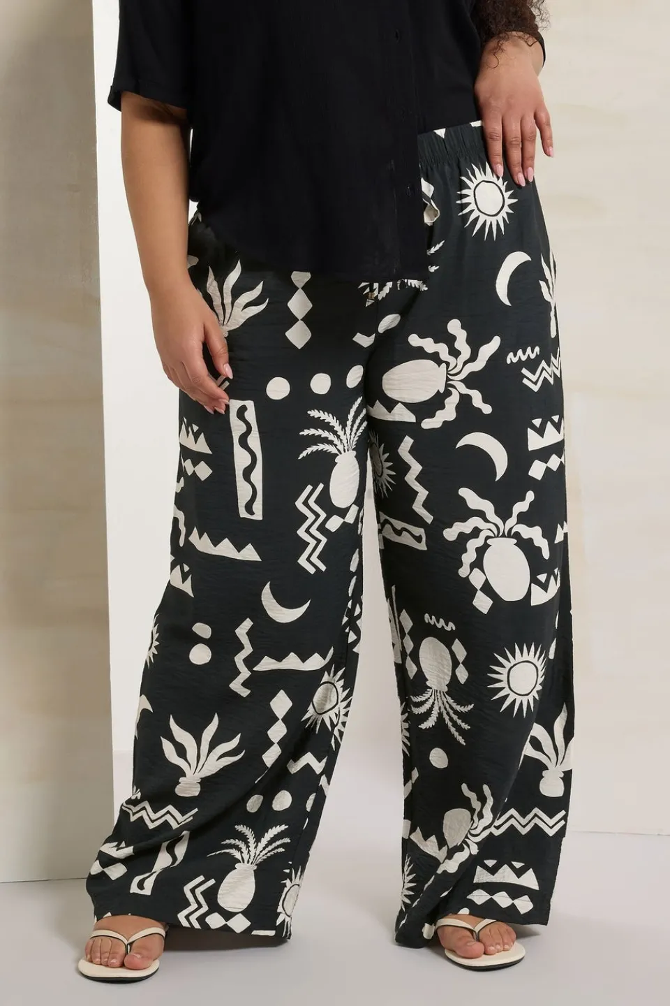 Trousers>YOURS Curve Black Abstract Print Twill Wide Leg Trousers