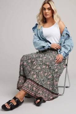 Skirts><noscript><img width=