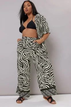 Trousers><noscript><img width=