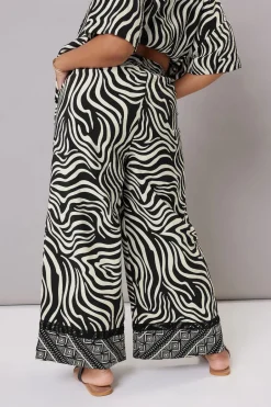 Trousers><noscript><img width=
