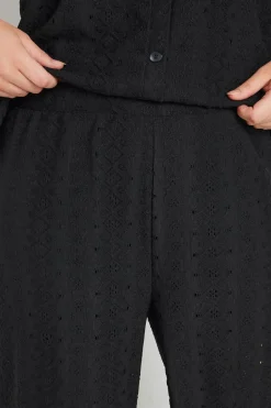 Trousers><noscript><img width=