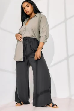 Trousers><noscript><img width=