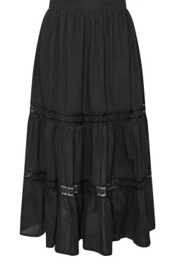 Skirts><noscript><img width=