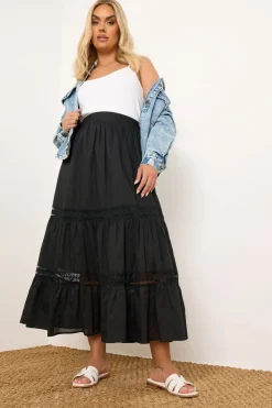 Skirts><noscript><img width=
