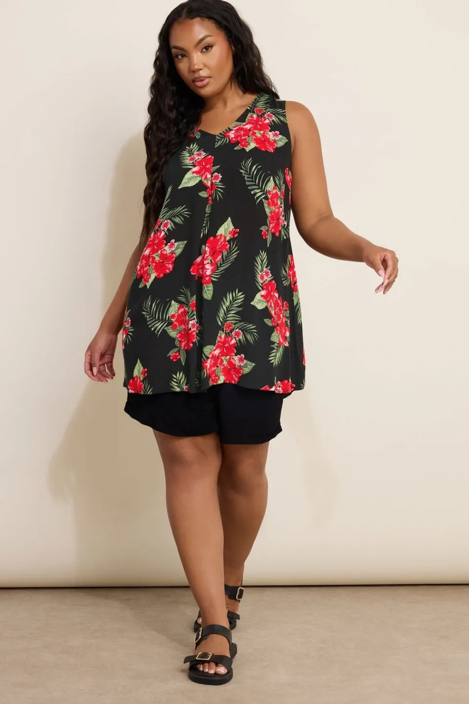 Tops>YOURS Curve Black Floral Print Pleat Front Vest Top