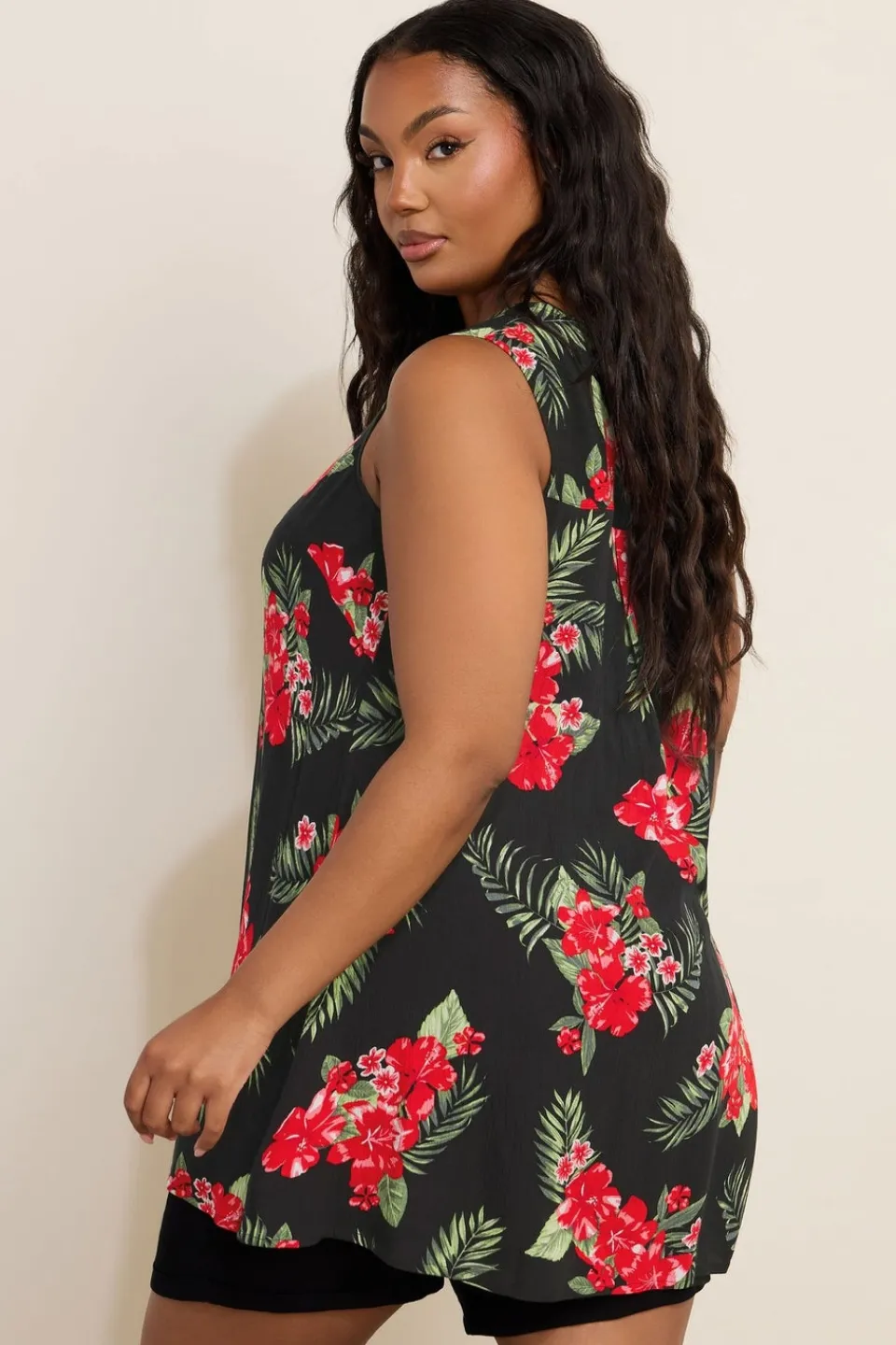 Tops>YOURS Curve Black Floral Print Pleat Front Vest Top