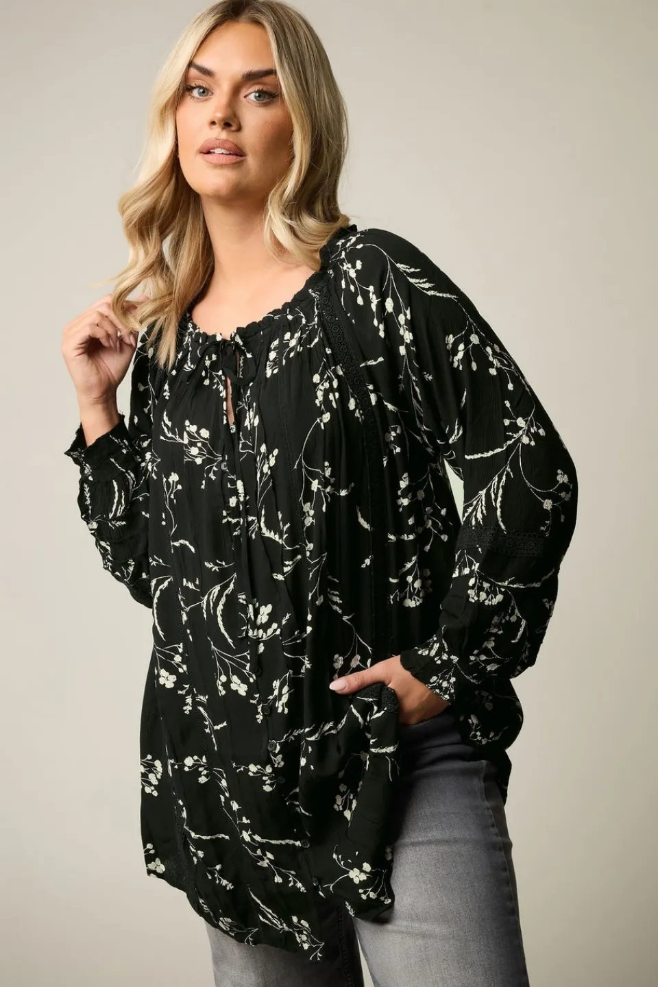 Tops>YOURS Curve Black Floral Tie Neck Pintuck Top