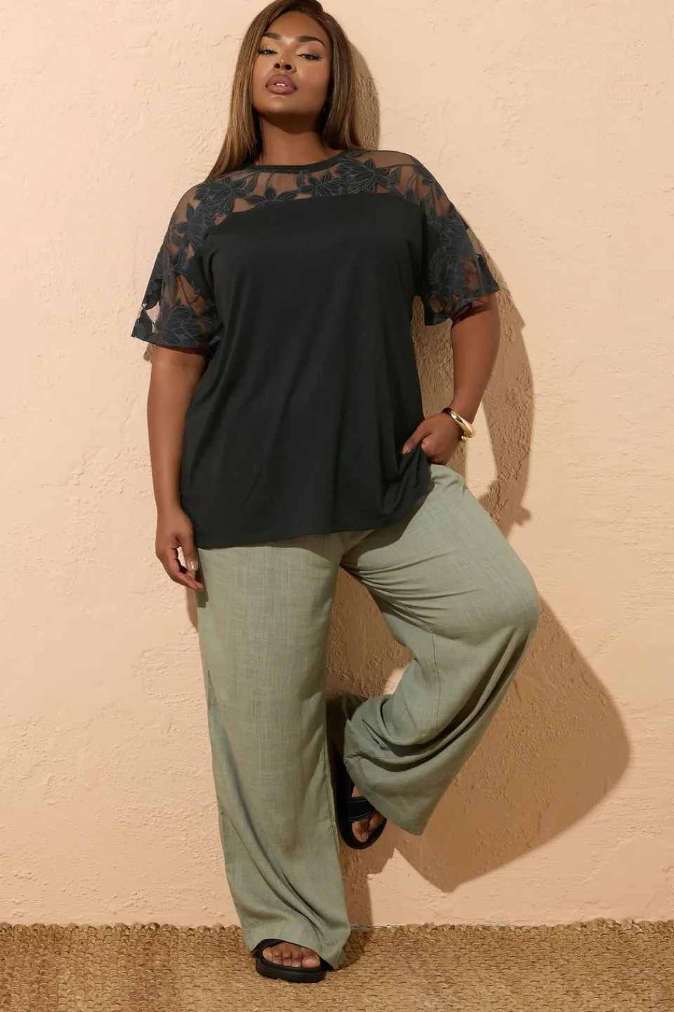 T-Shirts>YOURS Curve Black Floral Burnout Boxy T Shirt