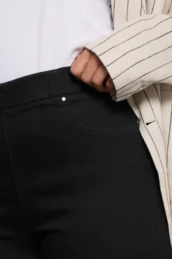 Jeans & Jeggings><noscript><img width=