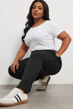 Loungewear><noscript><img width=