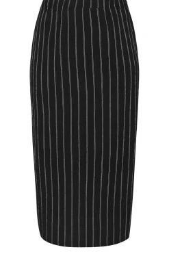 Skirts><noscript><img width=