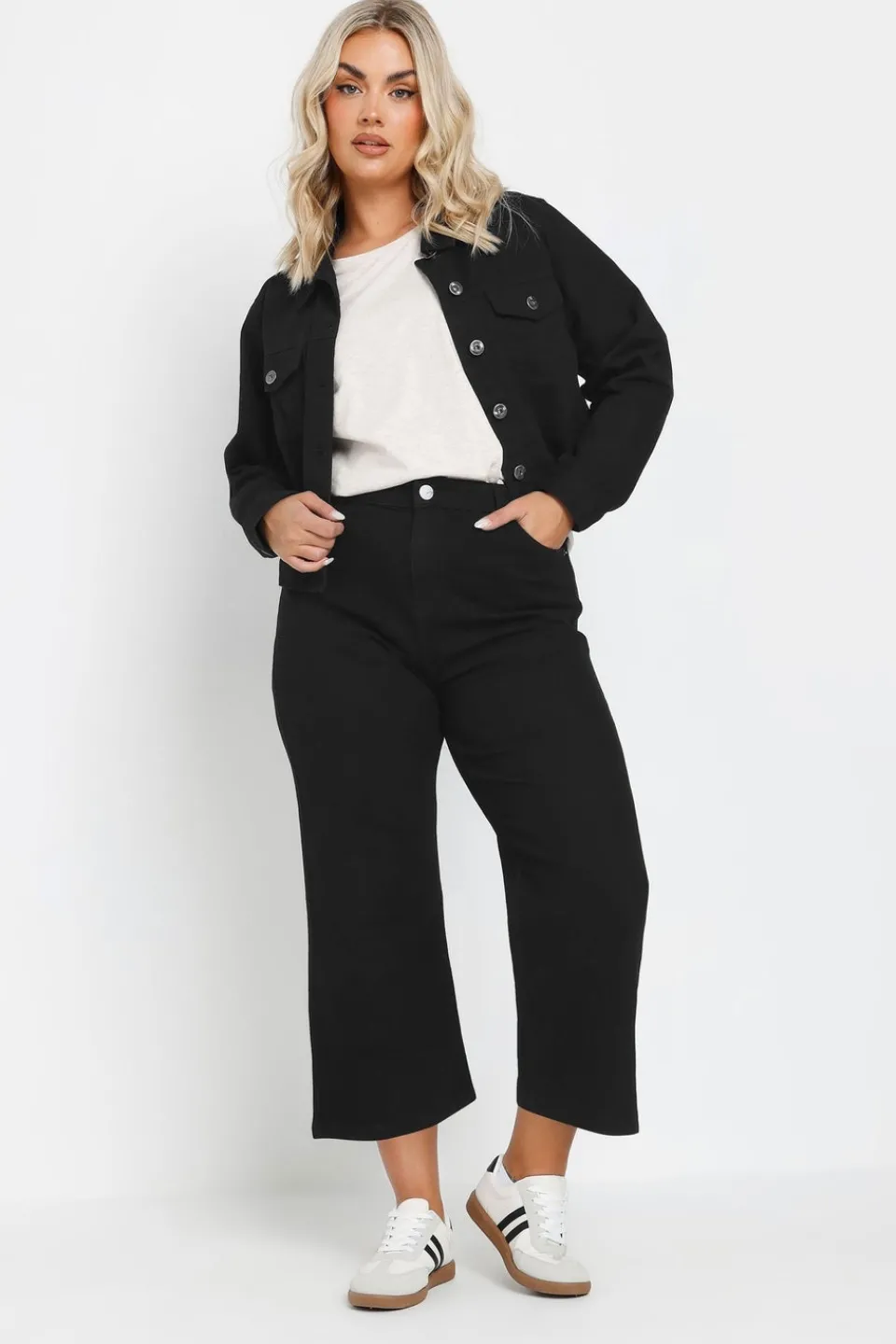 Jeans & Jeggings>YOURS Curve Black Wide Leg Cropped Denim Jeans