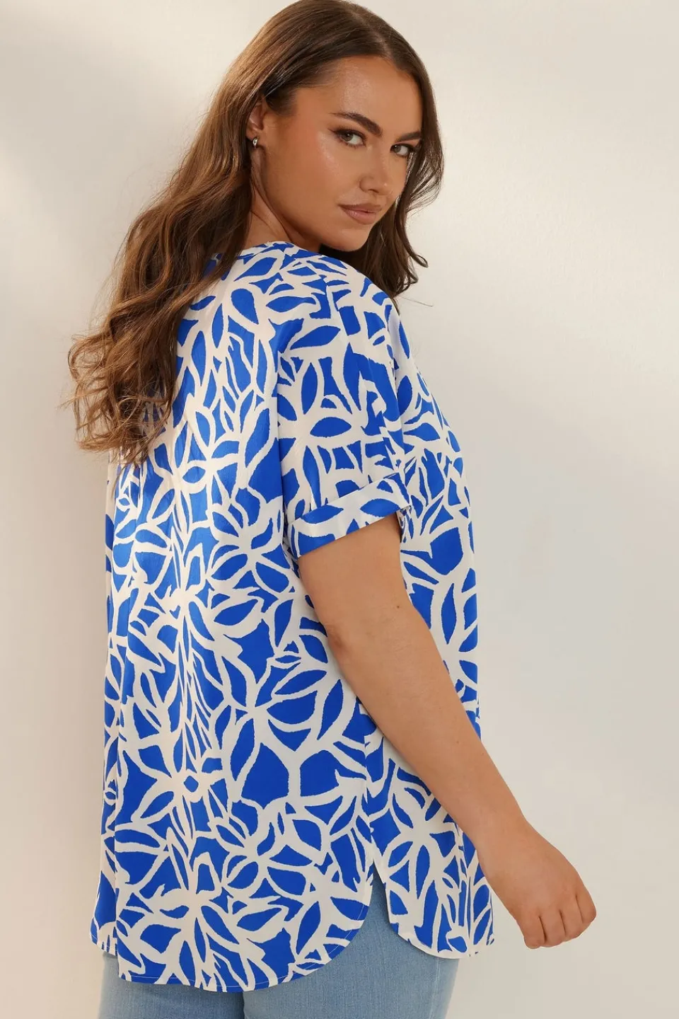 Tops>YOURS Curve Blue Abstract Floral Print Boxy Short Sleeve Blouse