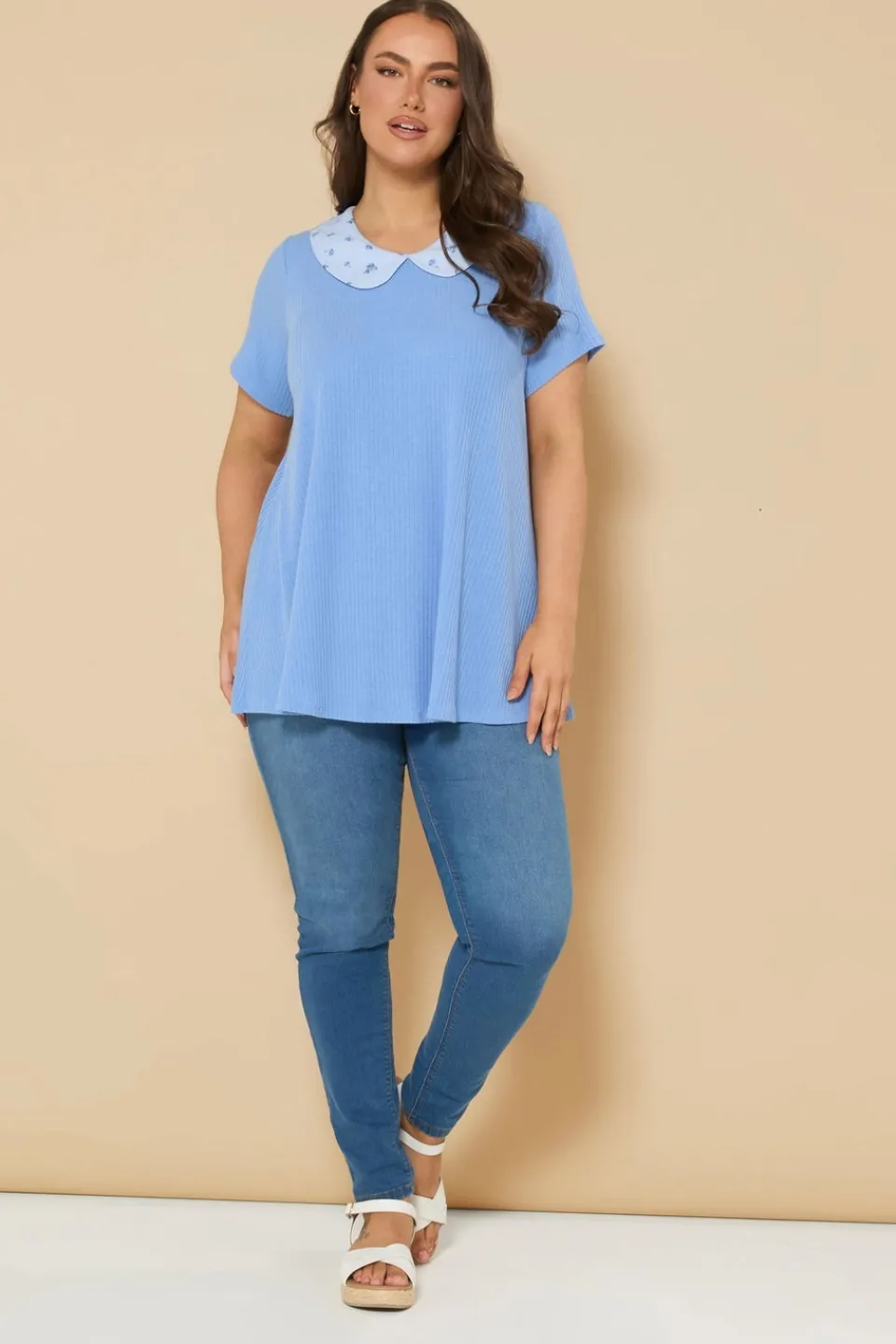 T-Shirts>YOURS Curve Blue Ditsy Floral Collar Ribbed Swing Top