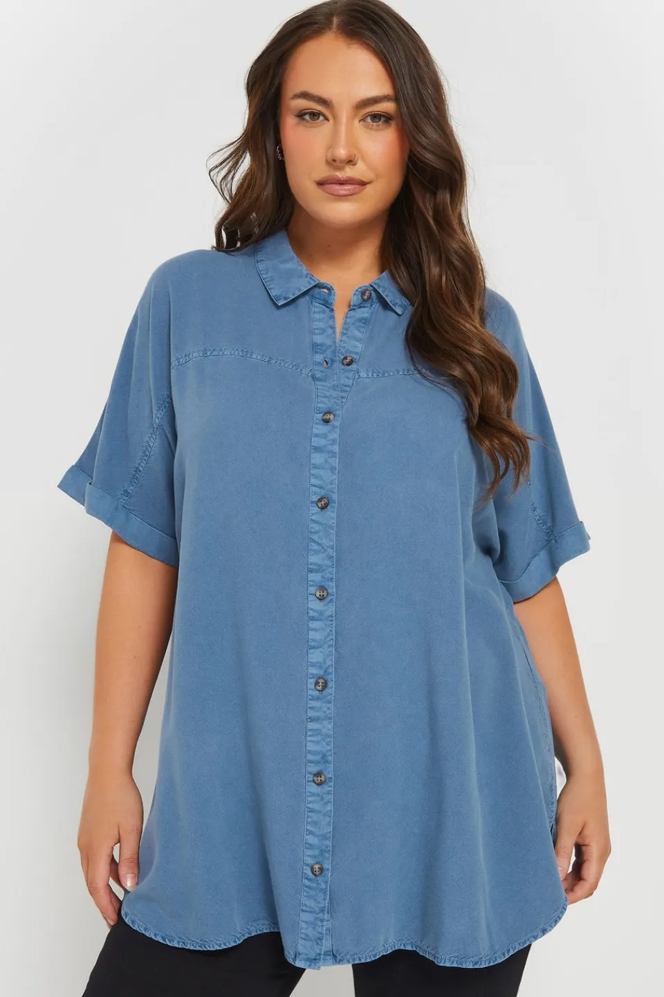 Tops>YOURS Curve Blue Short Sleeve Chambray Shirt