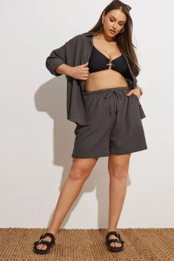 Shorts><noscript><img width=