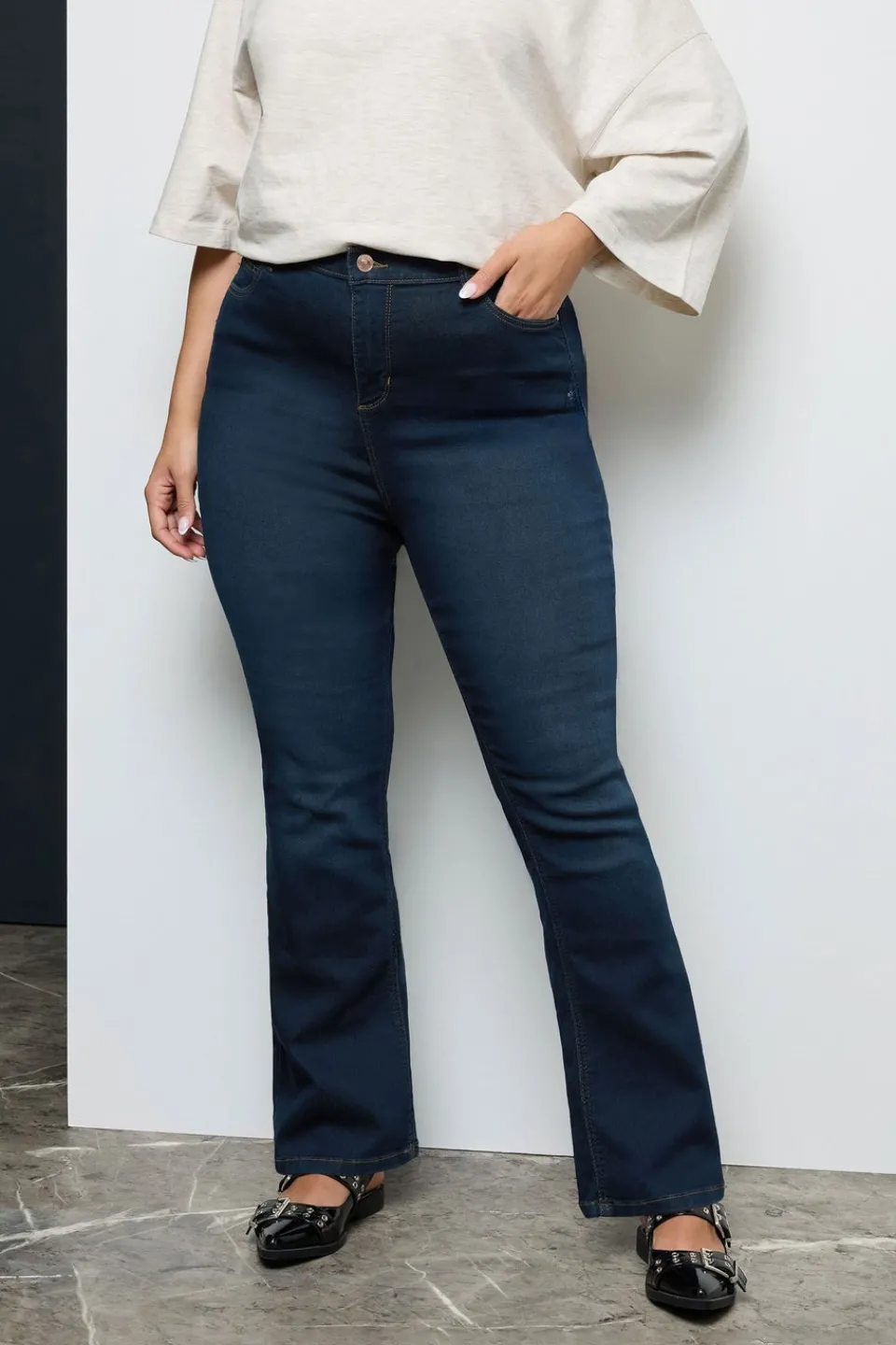 Jeans & Jeggings>YOURS Curve Dark Indigo Blue Bootcut Stretch Isla Jeans