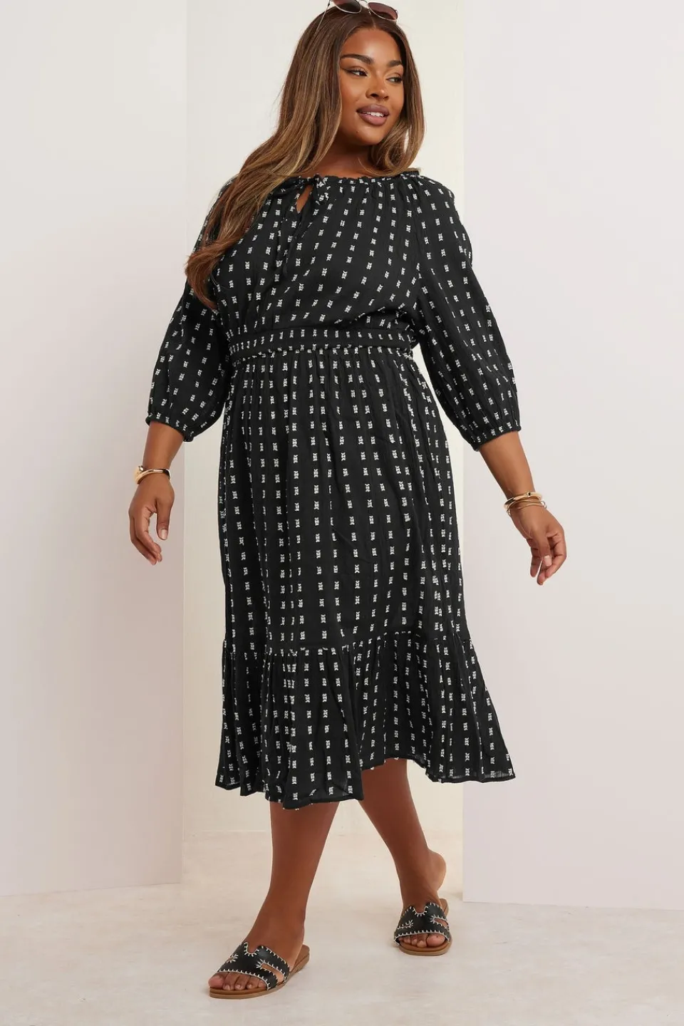 Dresses>YOURS Curve Dot Print Tie Front Midaxi Dress