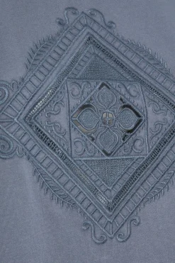 T-Shirts><noscript><img width=