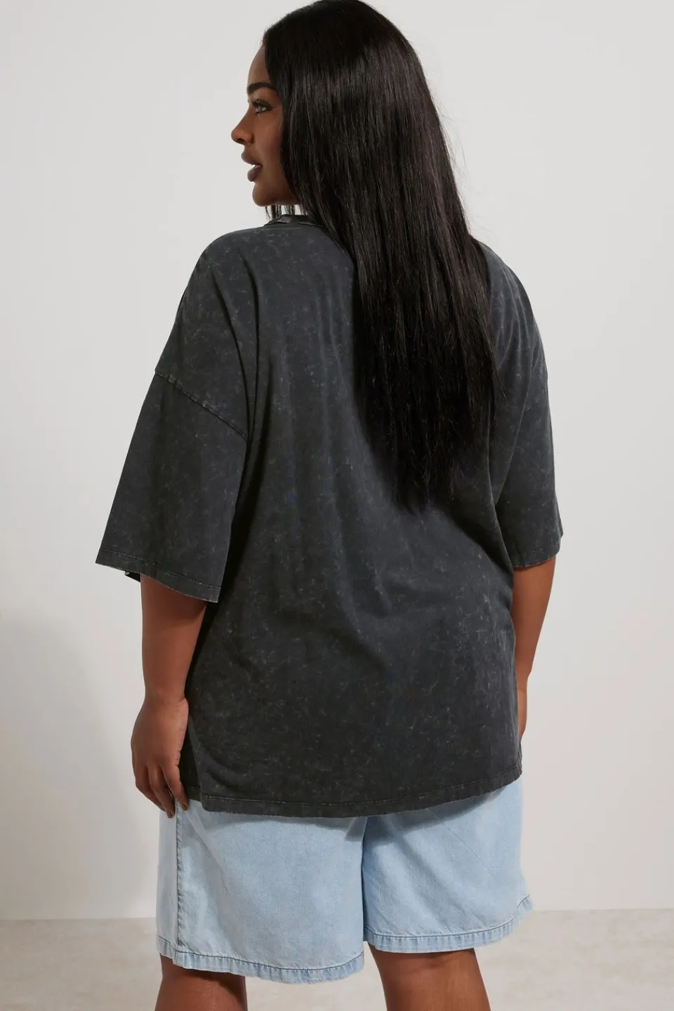 T-Shirts>YOURS Curve Grey In Full Bloom Acid Wash Oversized T-Shirt