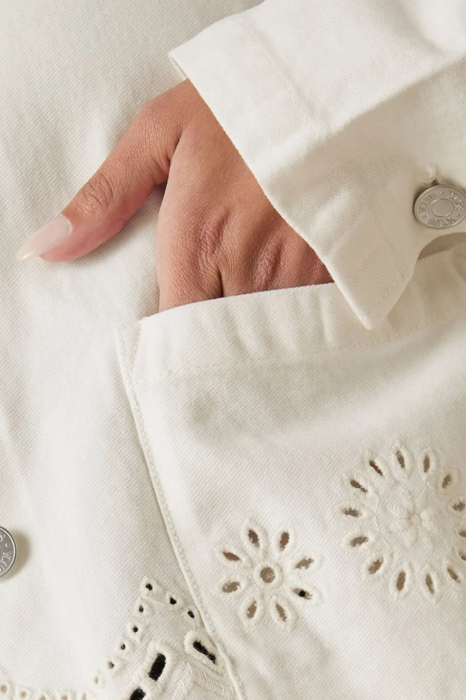 Coats & Jackets>YOURS Curve Ivory White Broderie Anglaise Twill Shacket