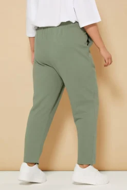 Trousers><noscript><img width=