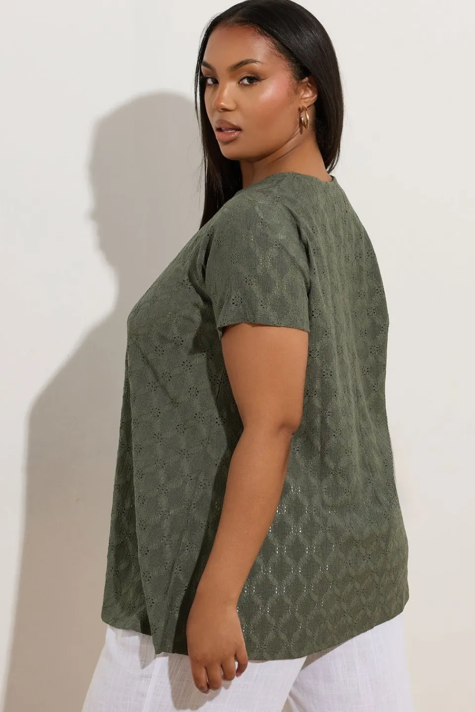 T-Shirts>YOURS Curve Khaki Green Broderie Anglaise Textured Swing Top