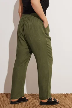 Trousers><noscript><img width=