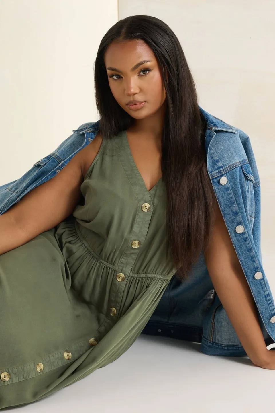 Dresses>YOURS Curve Khaki Sleeveless Button Through Chambray Dress Green