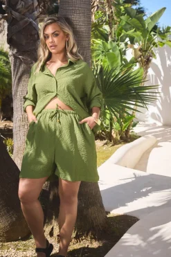 Shorts>YOURS Curve Khaki Green Textured Pull On Shorts KhakiGreen