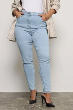 Jeans & Jeggings><noscript><img width=