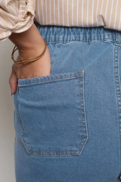 Jeans & Jeggings><noscript><img width=