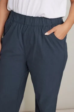 Trousers><noscript><img width=